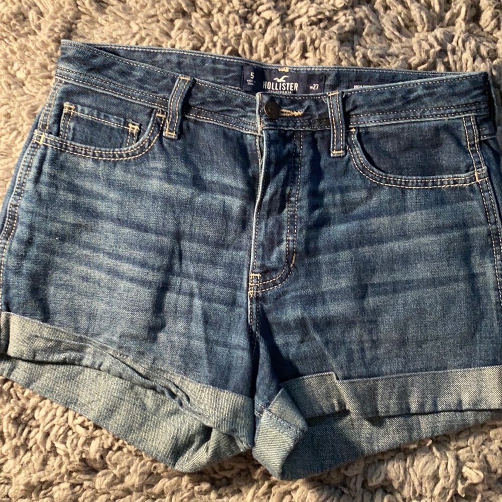 Hollister High Rise Boyfriend Shorts - size 27 (5)